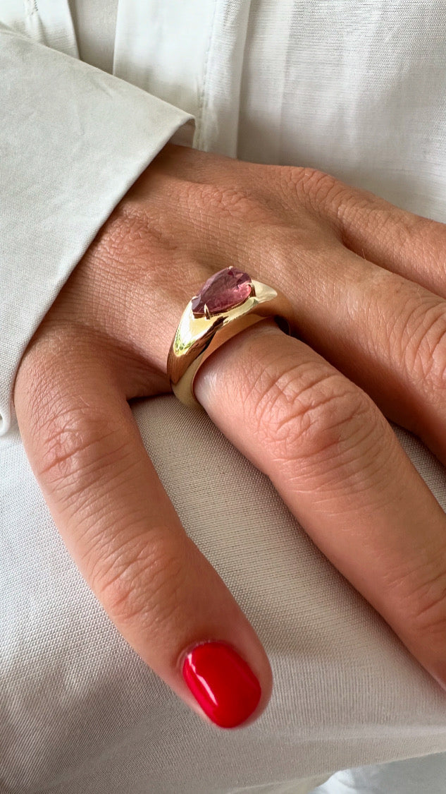1.41ct Sapphire Bobby Ring