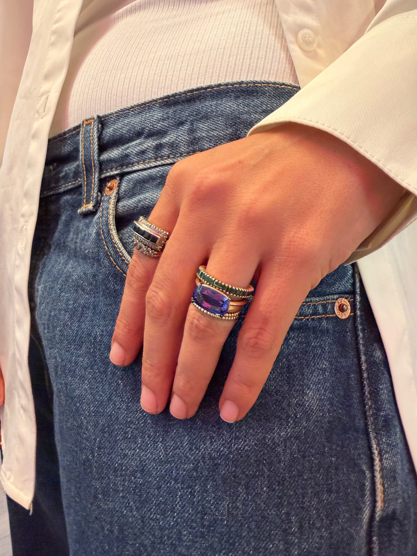 4.40ct Tanzanite Prongs Ring