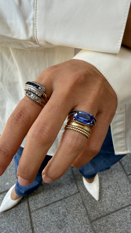 4.40ct Tanzanite Prongs Ring