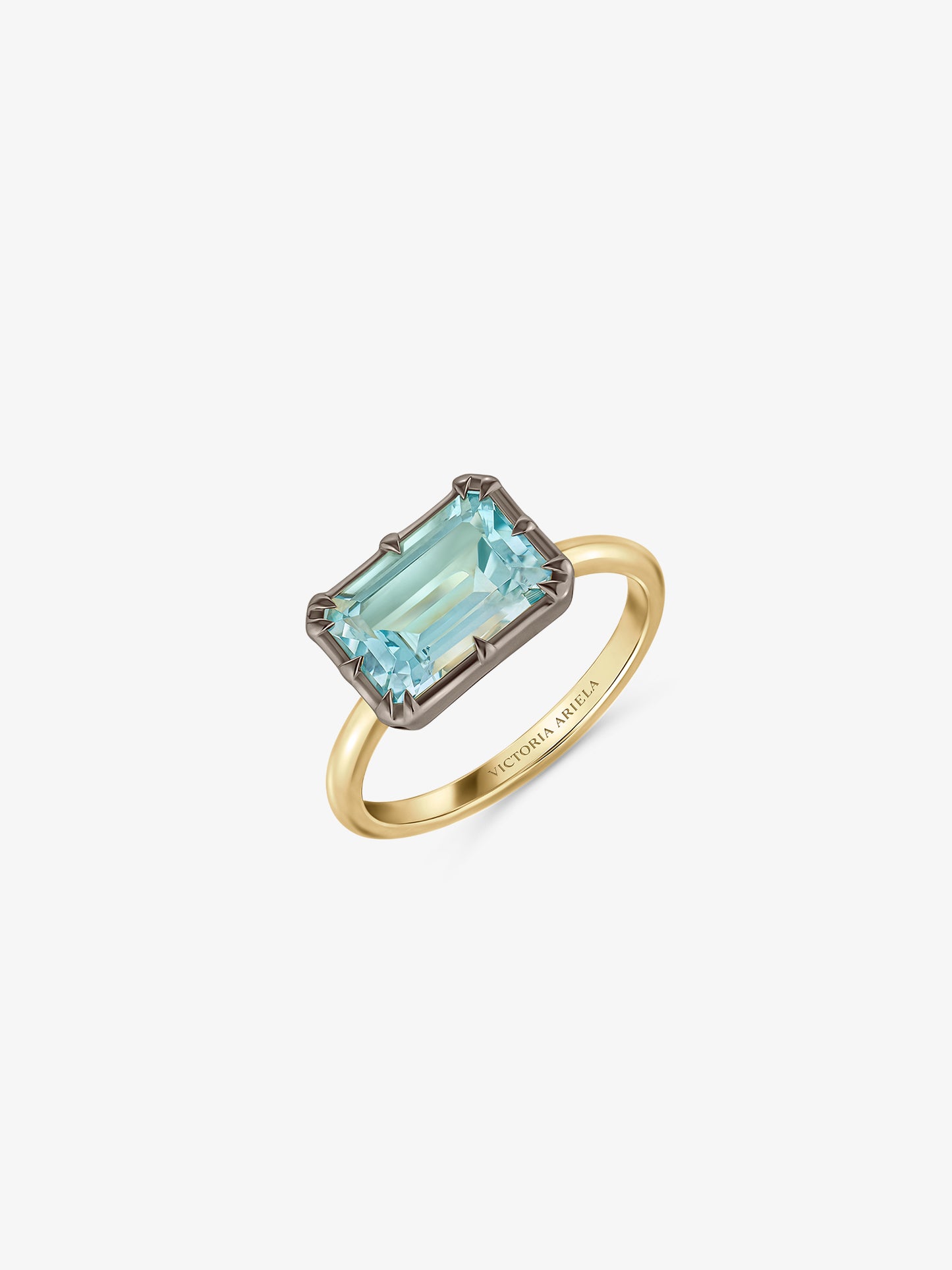 2.60ct Aquamarine Martini Ring