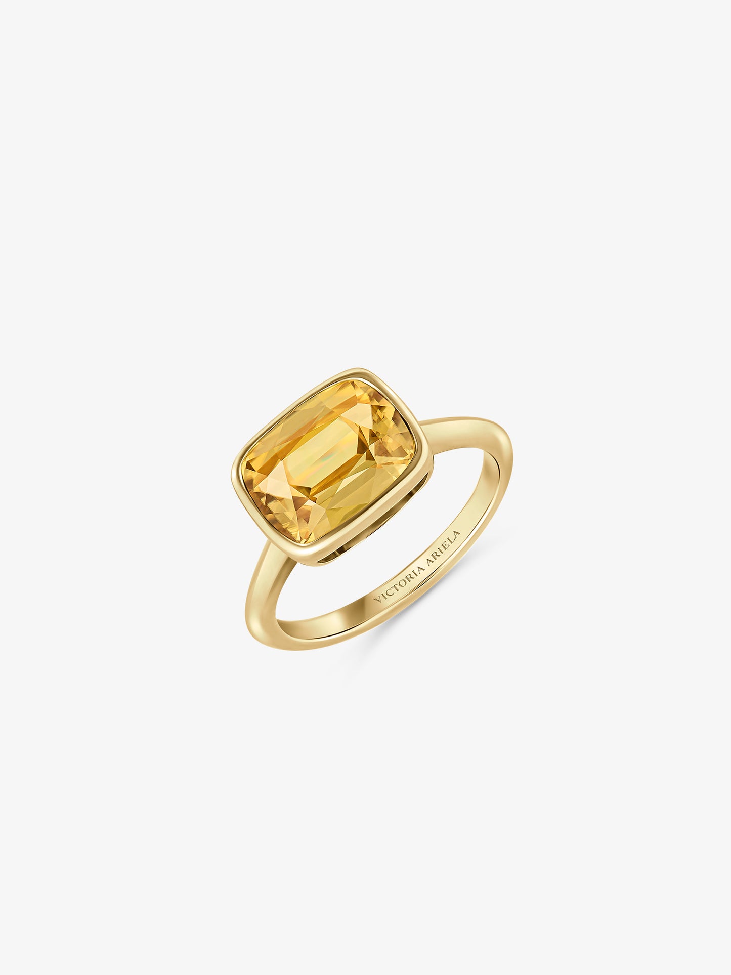 5.75ct Zircon Bezel Ring